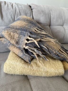 Soft Neutral Plaid Throw Blankets - Wool